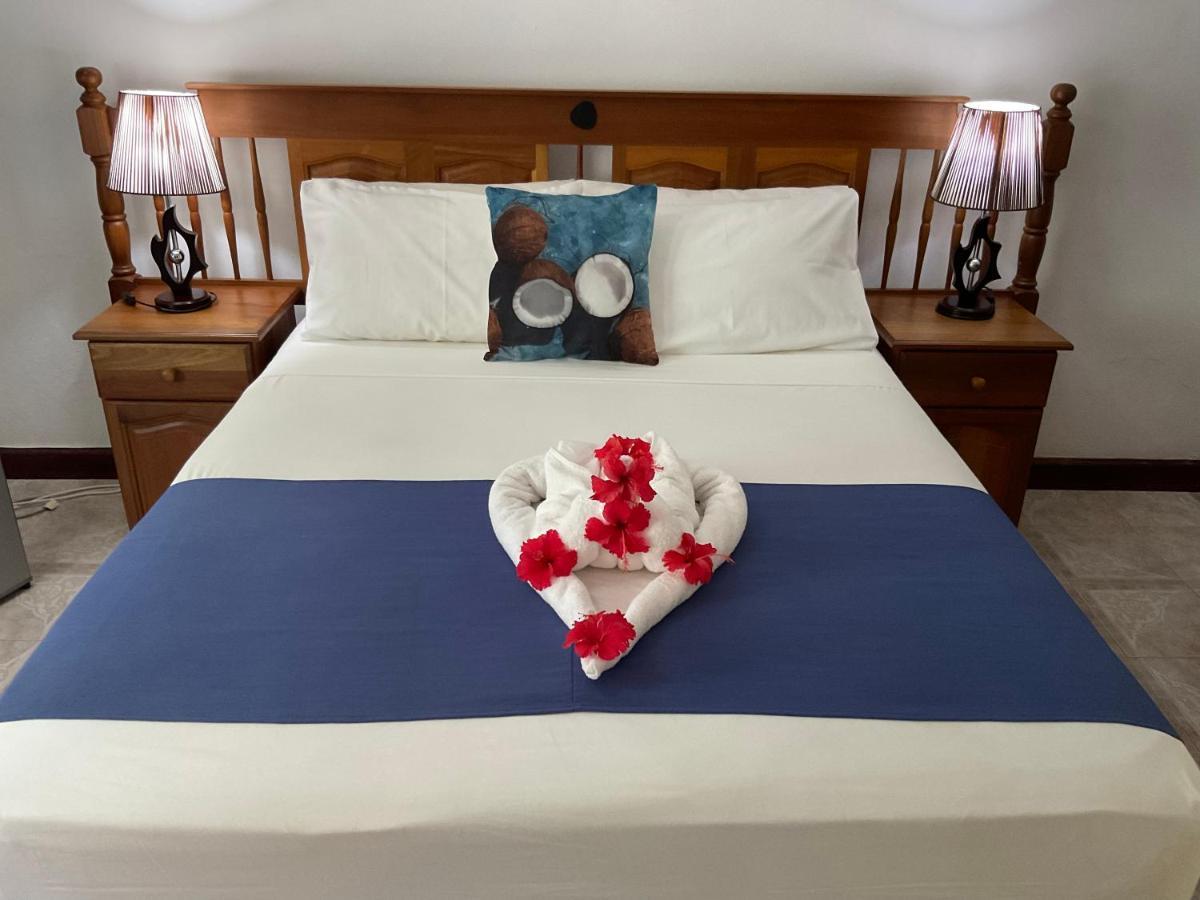 Le Chevalier Bay Guesthouse Anse Lazio Luaran gambar