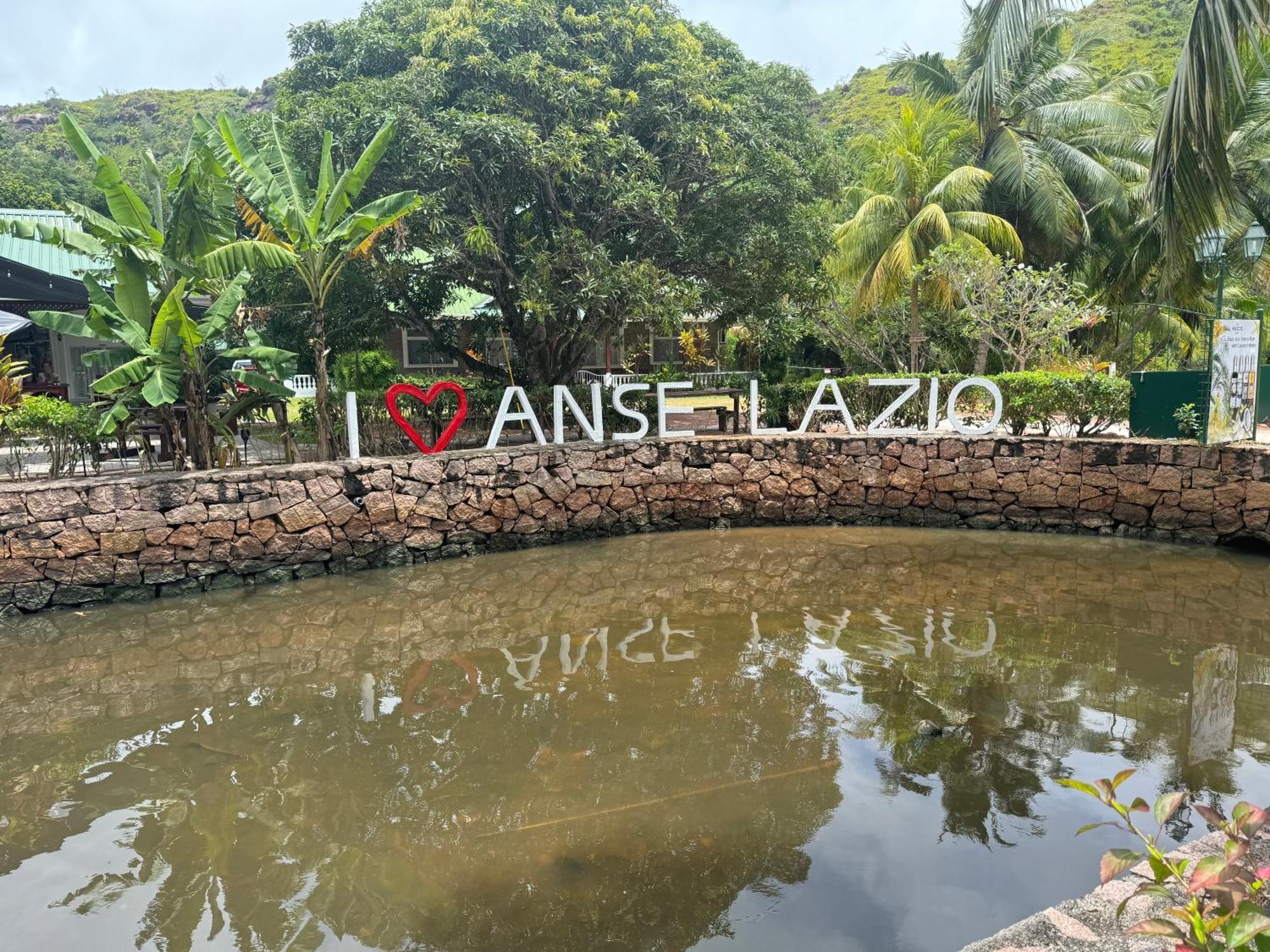Le Chevalier Bay Guesthouse Anse Lazio Luaran gambar